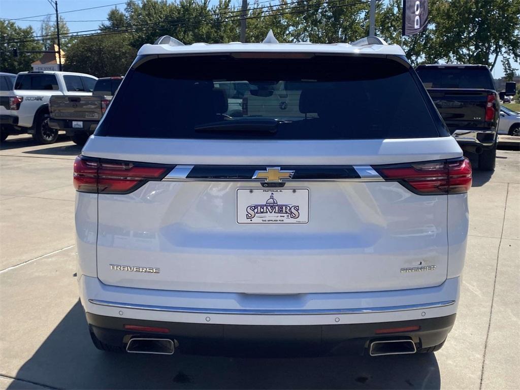 used 2023 Chevrolet Traverse car, priced at $29,195