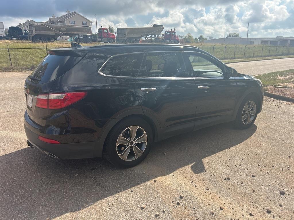 used 2016 Hyundai Santa Fe car, priced at $10,495