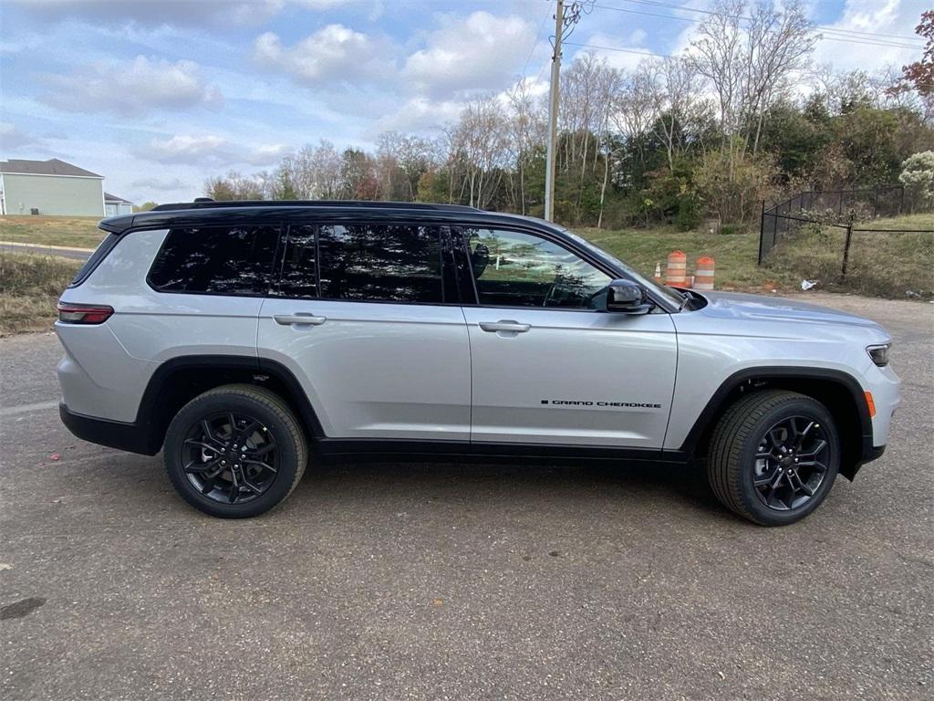 new 2025 Jeep Grand Cherokee L car, priced at $39,935
