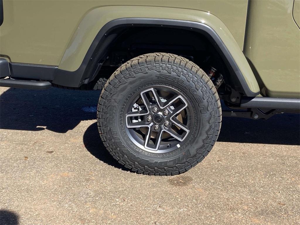new 2026 Jeep Gladiator car, priced at $53,999