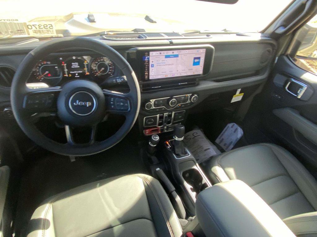 new 2026 Jeep Gladiator car, priced at $56,290