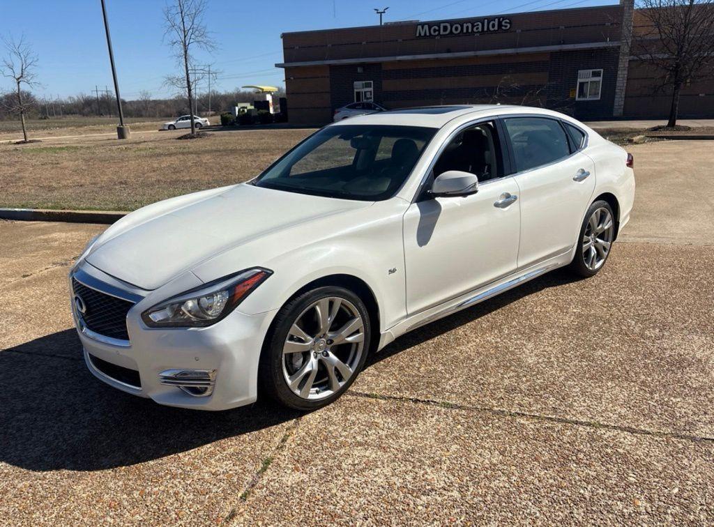 used 2019 INFINITI Q70L car, priced at $31,999