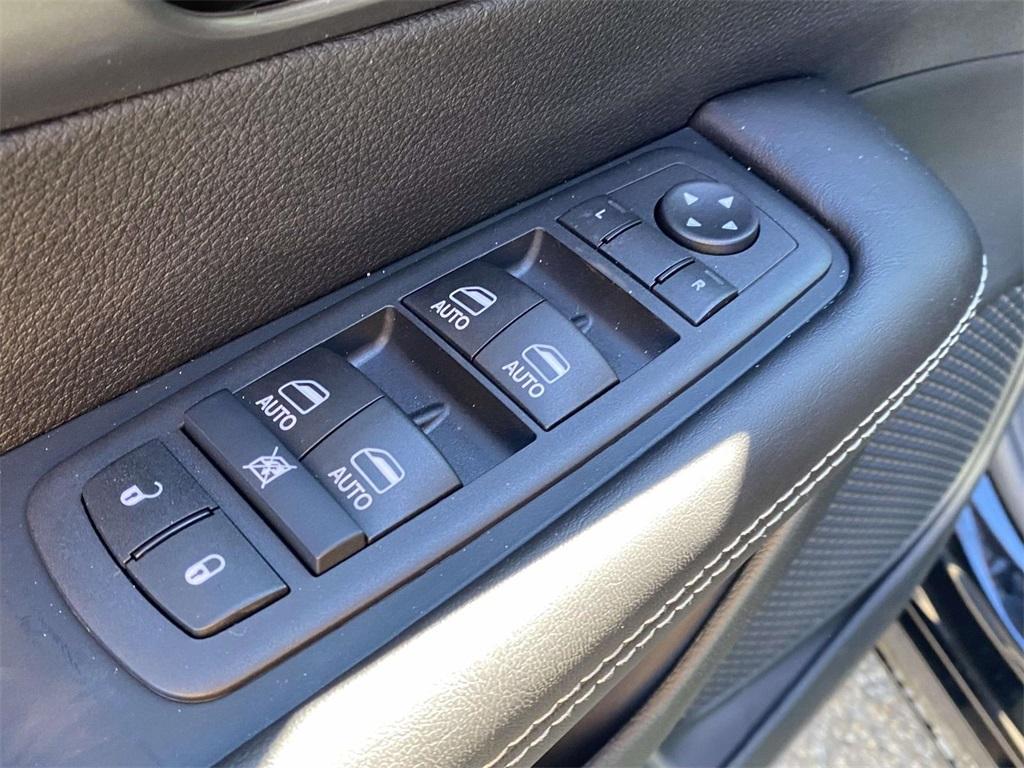 new 2026 Chrysler Pacifica car, priced at $41,665