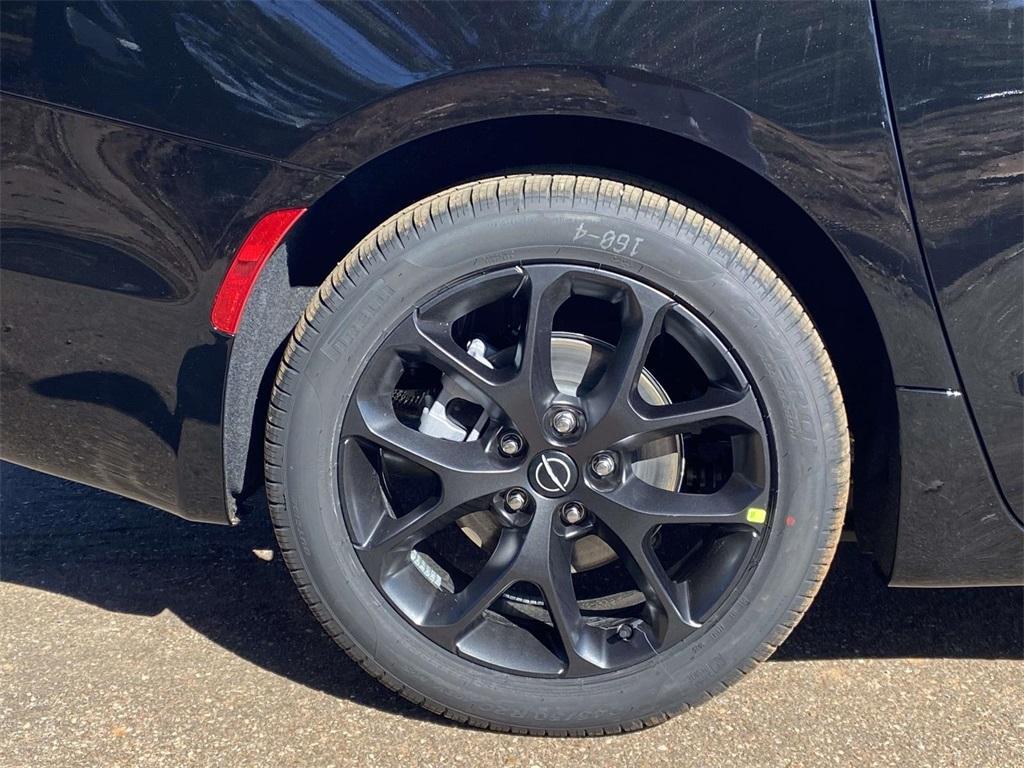 new 2026 Chrysler Pacifica car, priced at $41,665