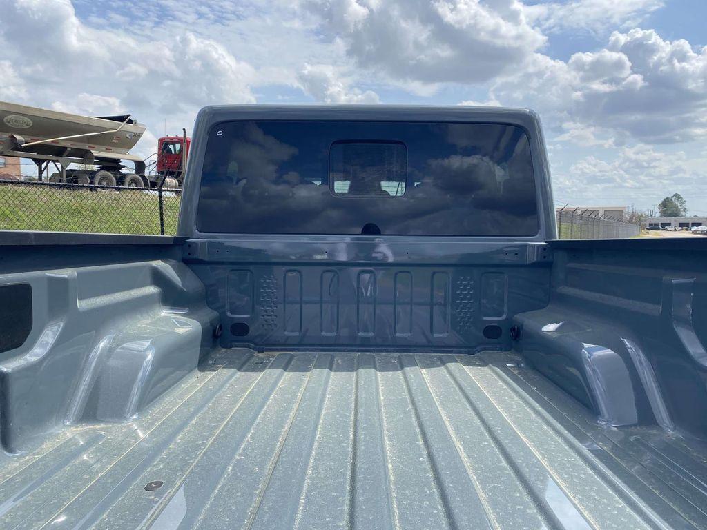 new 2026 Jeep Gladiator car, priced at $51,998