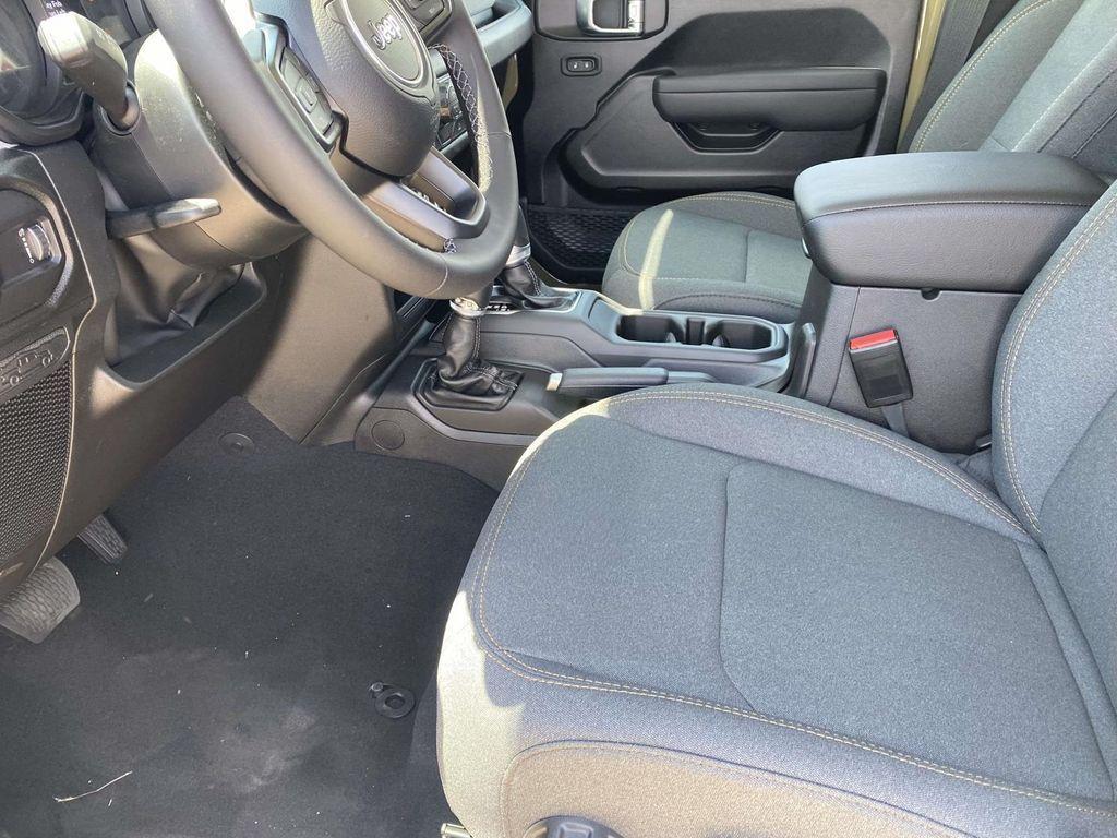 new 2026 Jeep Gladiator car, priced at $43,749