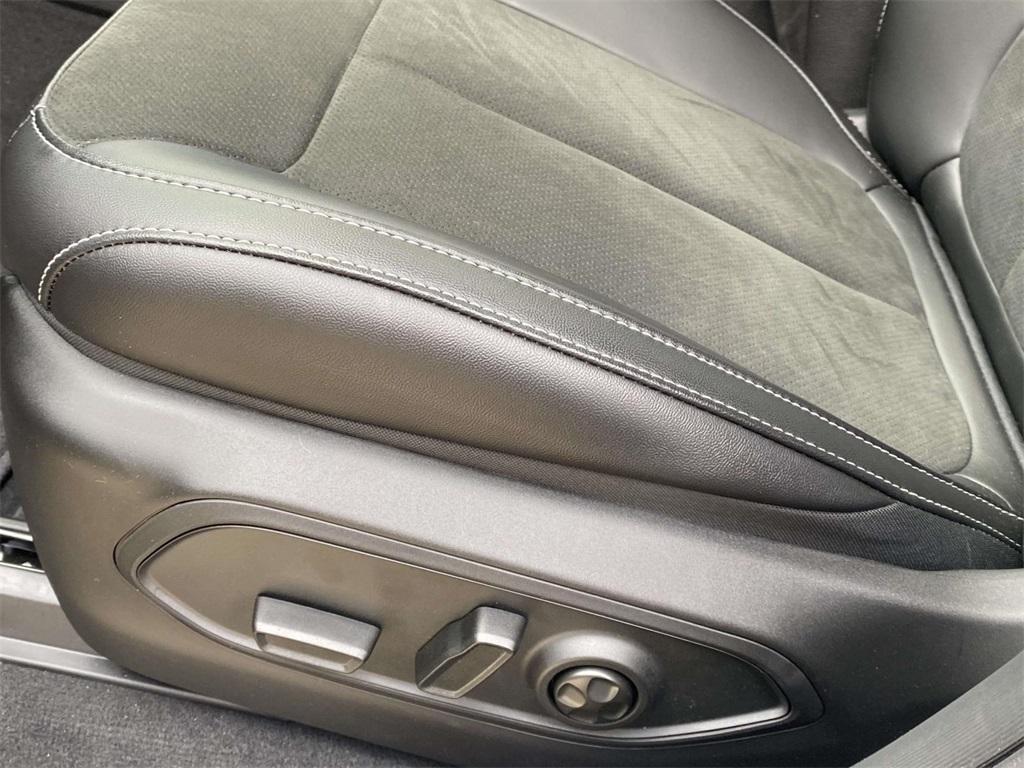 new 2025 Jeep Grand Cherokee L car, priced at $31,999