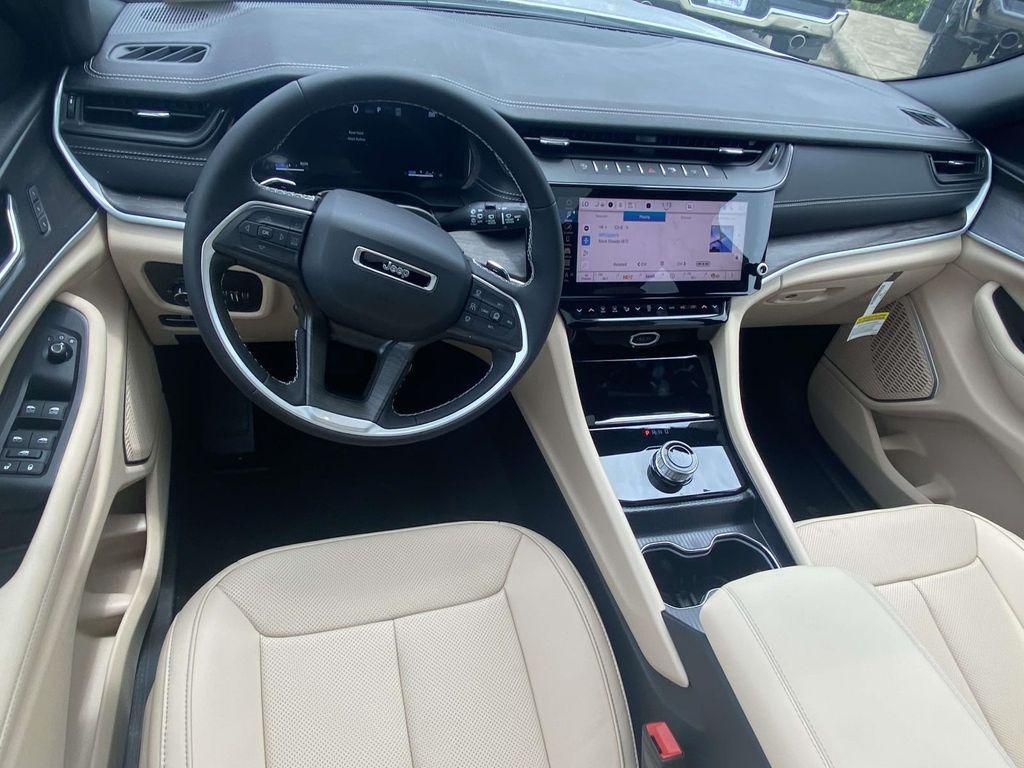 new 2026 Jeep Grand Cherokee L car, priced at $48,754