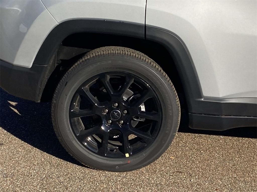 new 2026 Jeep Compass car, priced at $25,495