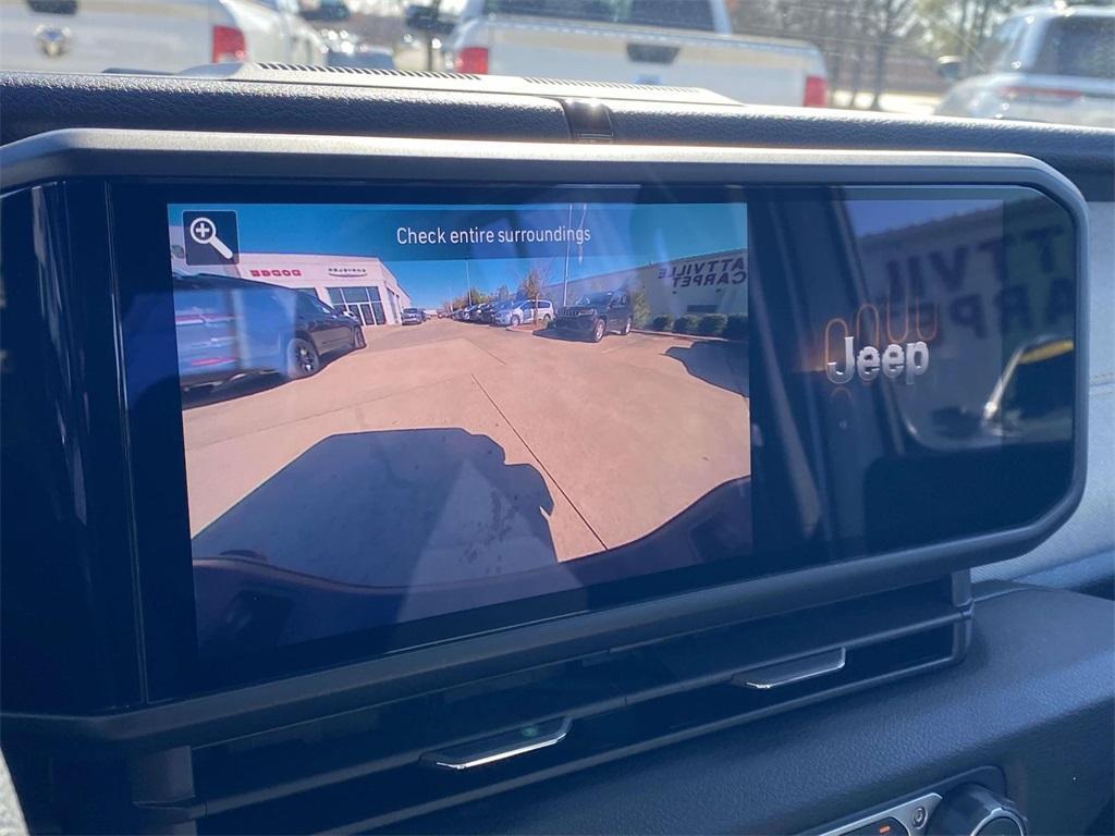 new 2026 Jeep Gladiator car, priced at $37,999