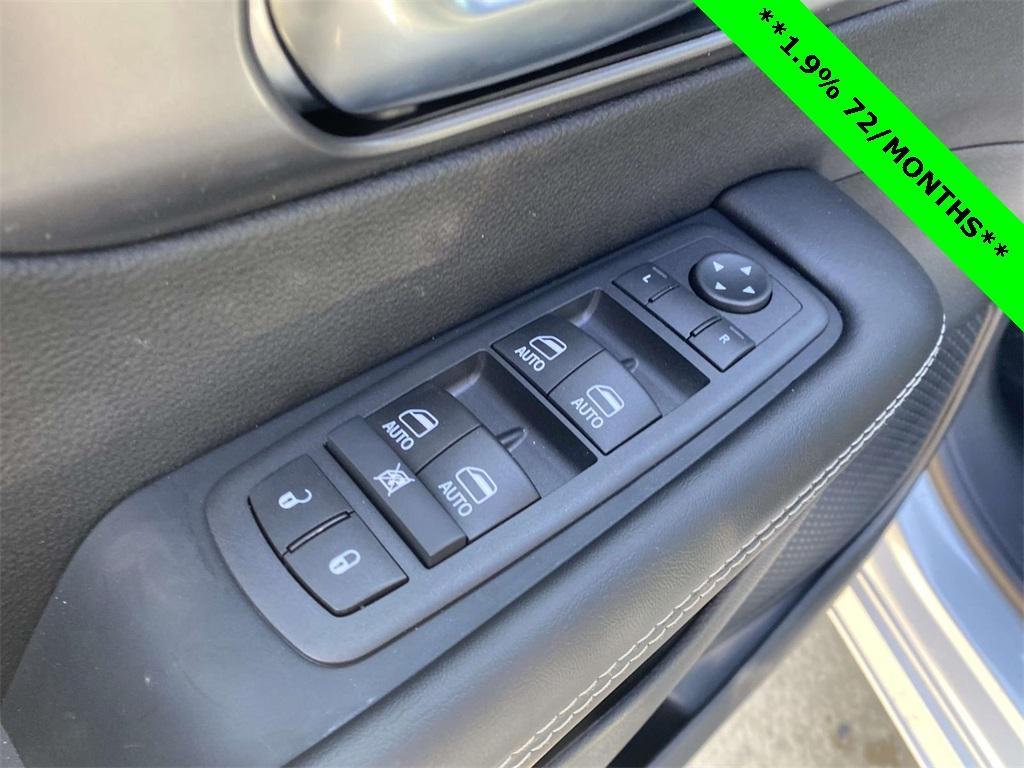 new 2026 Chrysler Pacifica car, priced at $36,935