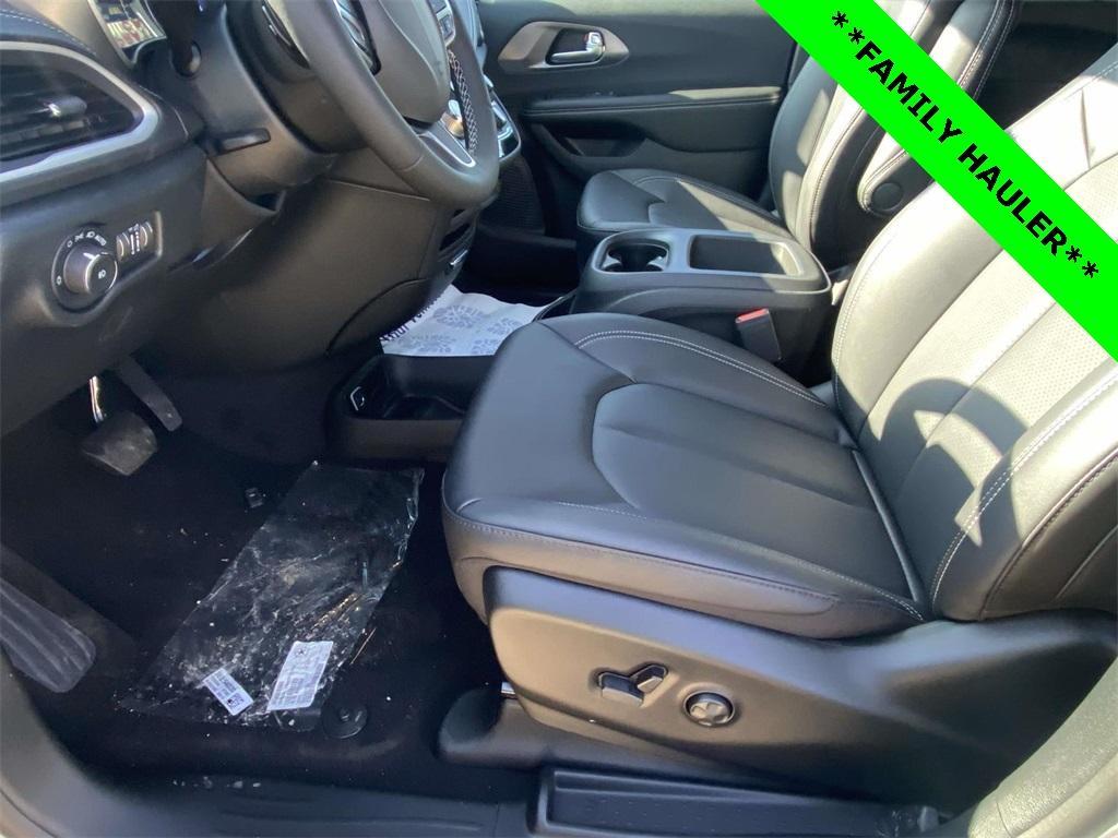 new 2026 Chrysler Pacifica car, priced at $36,999