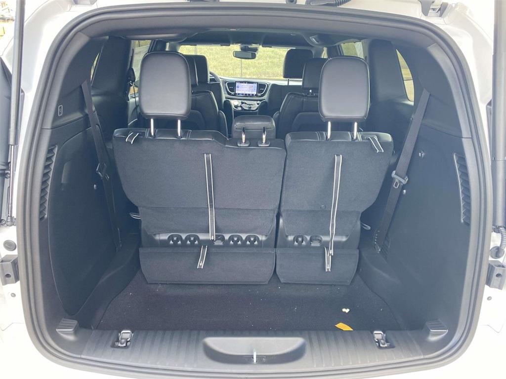 new 2026 Chrysler Pacifica car, priced at $37,999