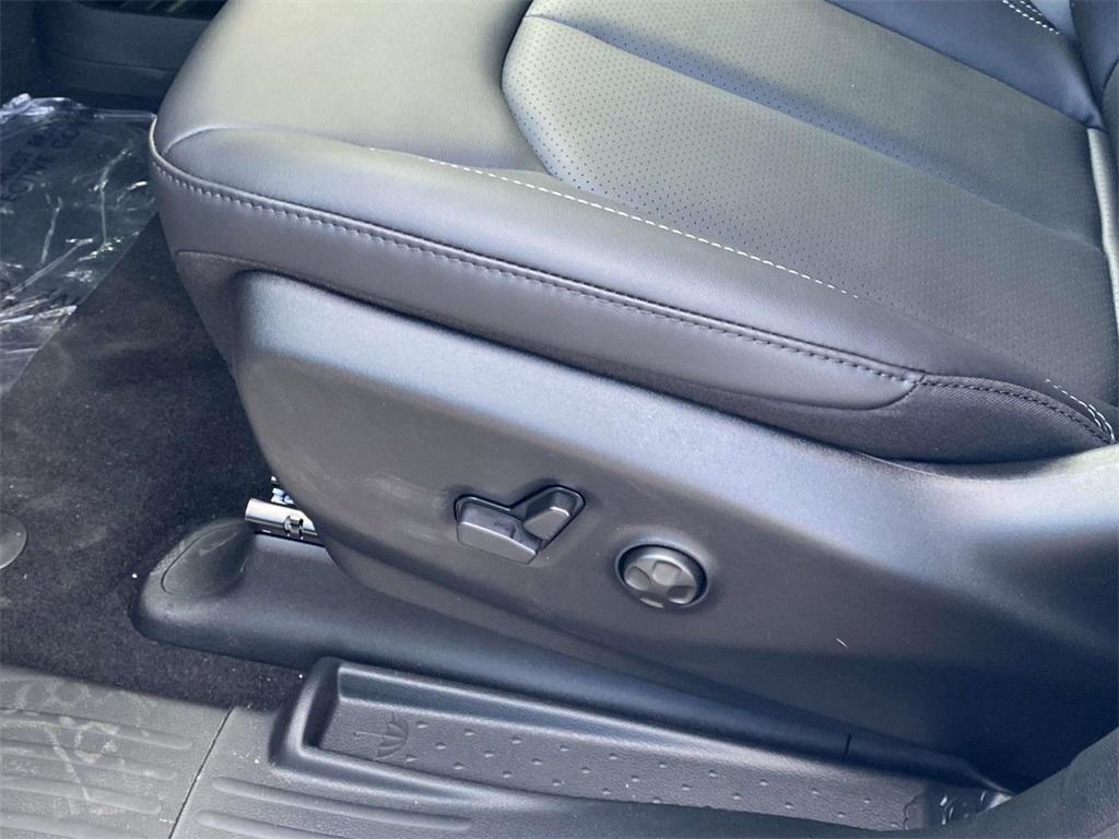 new 2026 Chrysler Pacifica car, priced at $37,999