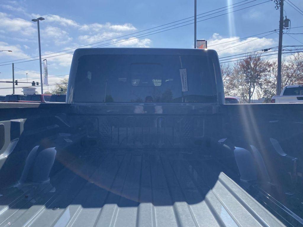 new 2026 Jeep Gladiator car, priced at $56,125