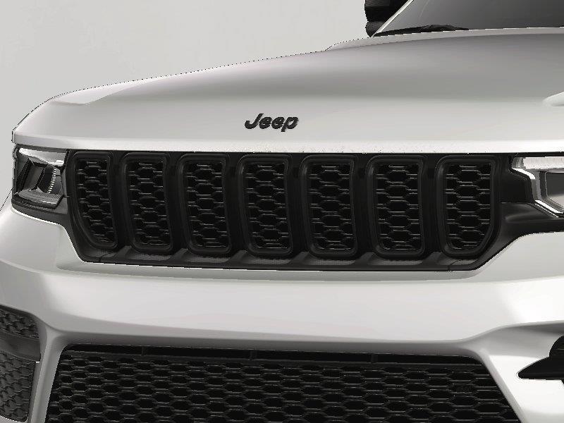 new 2025 Jeep Grand Cherokee car, priced at $30,695