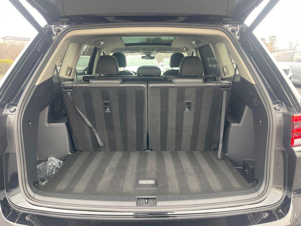 used 2025 Volkswagen Atlas car, priced at $35,991