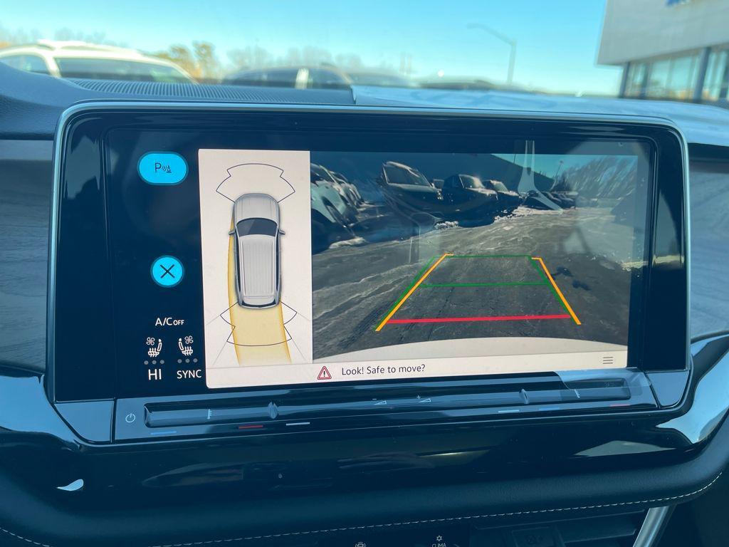 new 2026 Volkswagen Atlas car, priced at $47,406