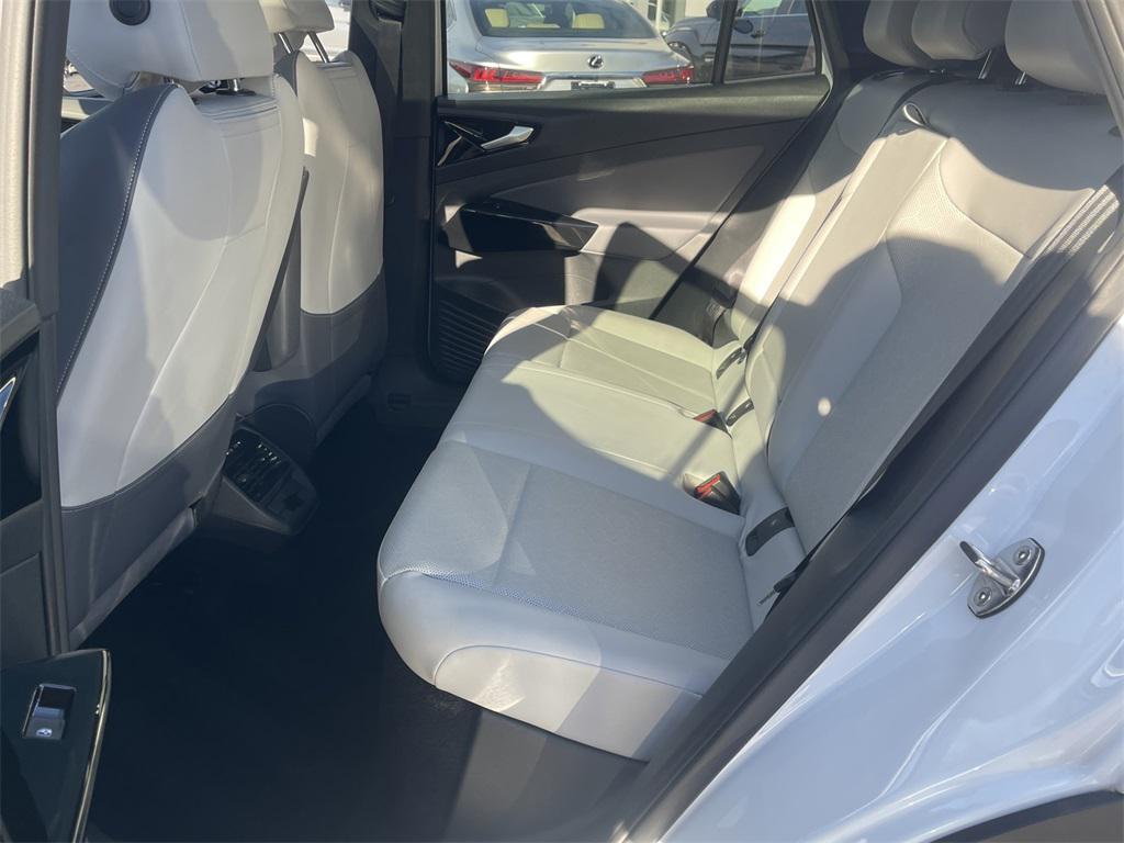 used 2022 Volkswagen ID.4 car, priced at $21,491