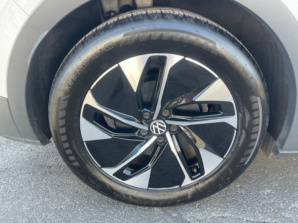 used 2022 Volkswagen ID.4 car, priced at $20,992