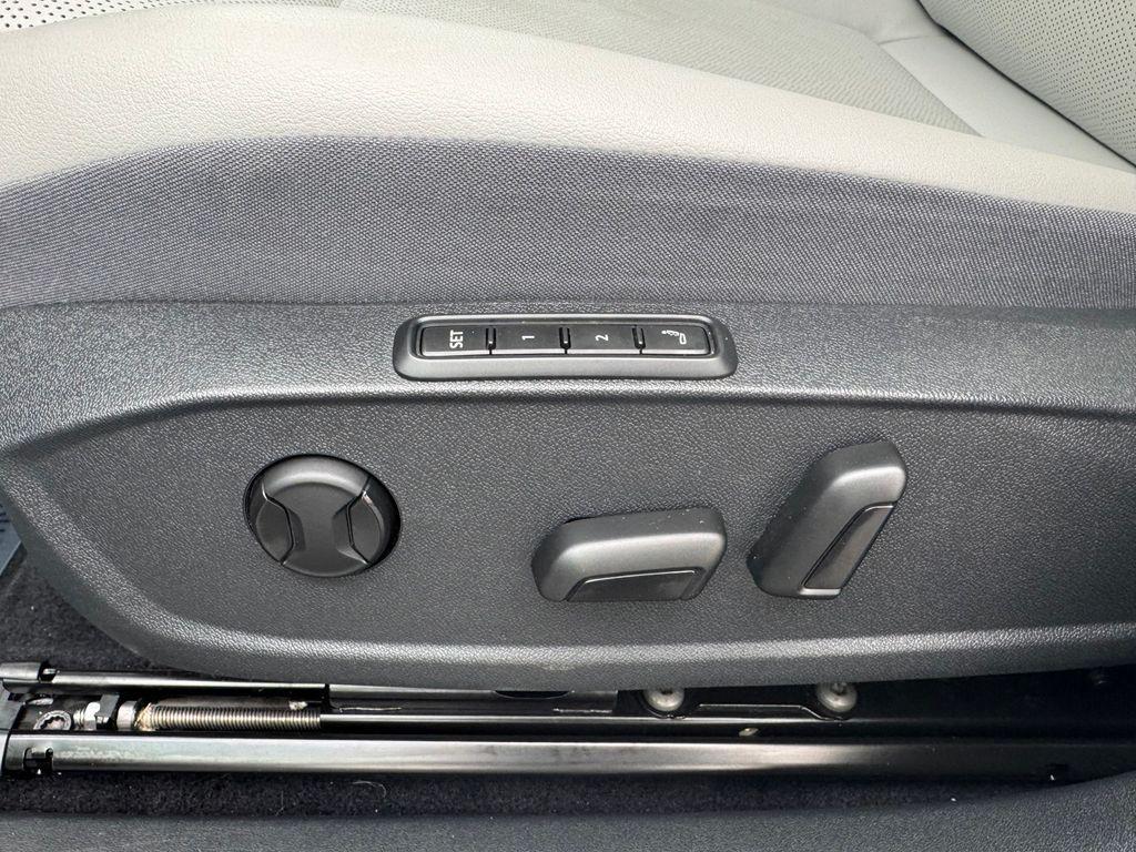 used 2022 Volkswagen ID.4 car, priced at $21,492