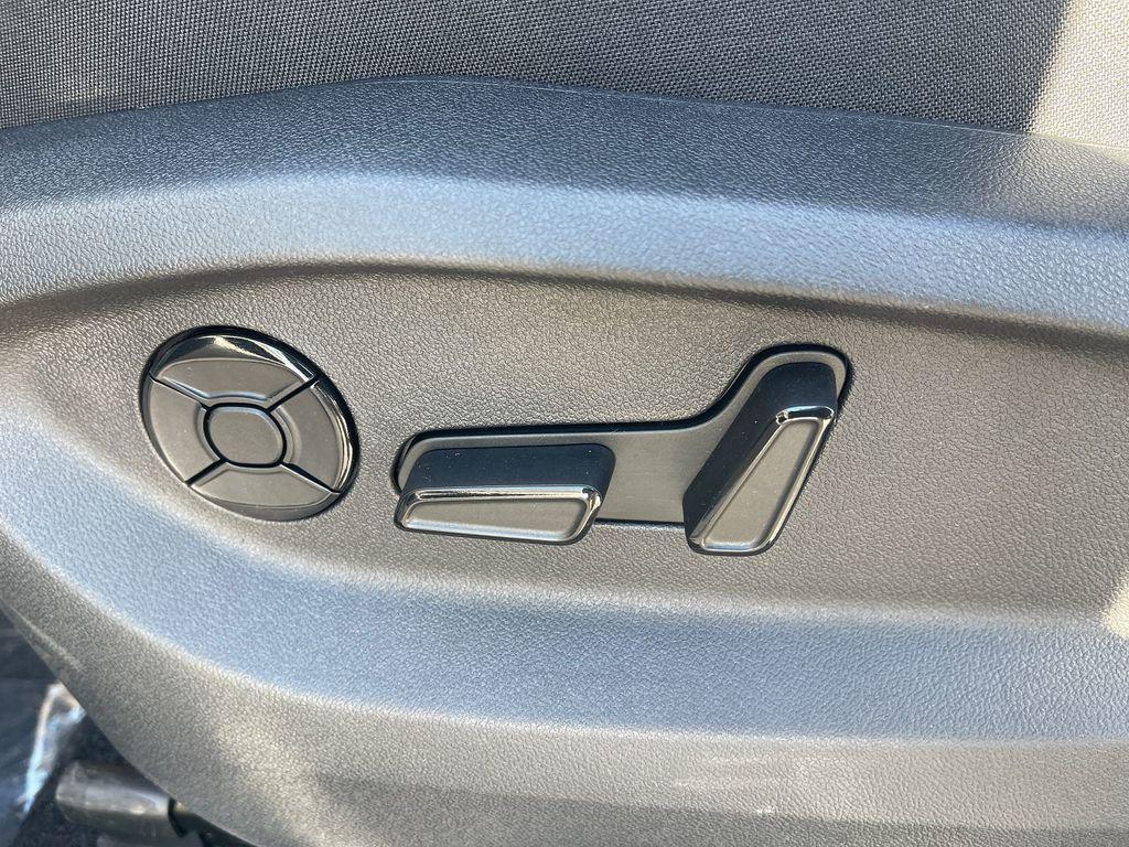 new 2026 Volkswagen Tiguan car, priced at $35,331