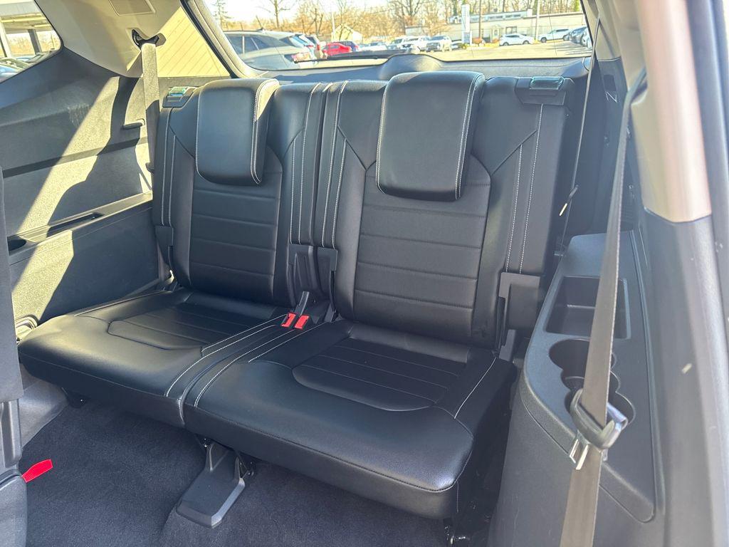 used 2022 Volkswagen Atlas car, priced at $32,990