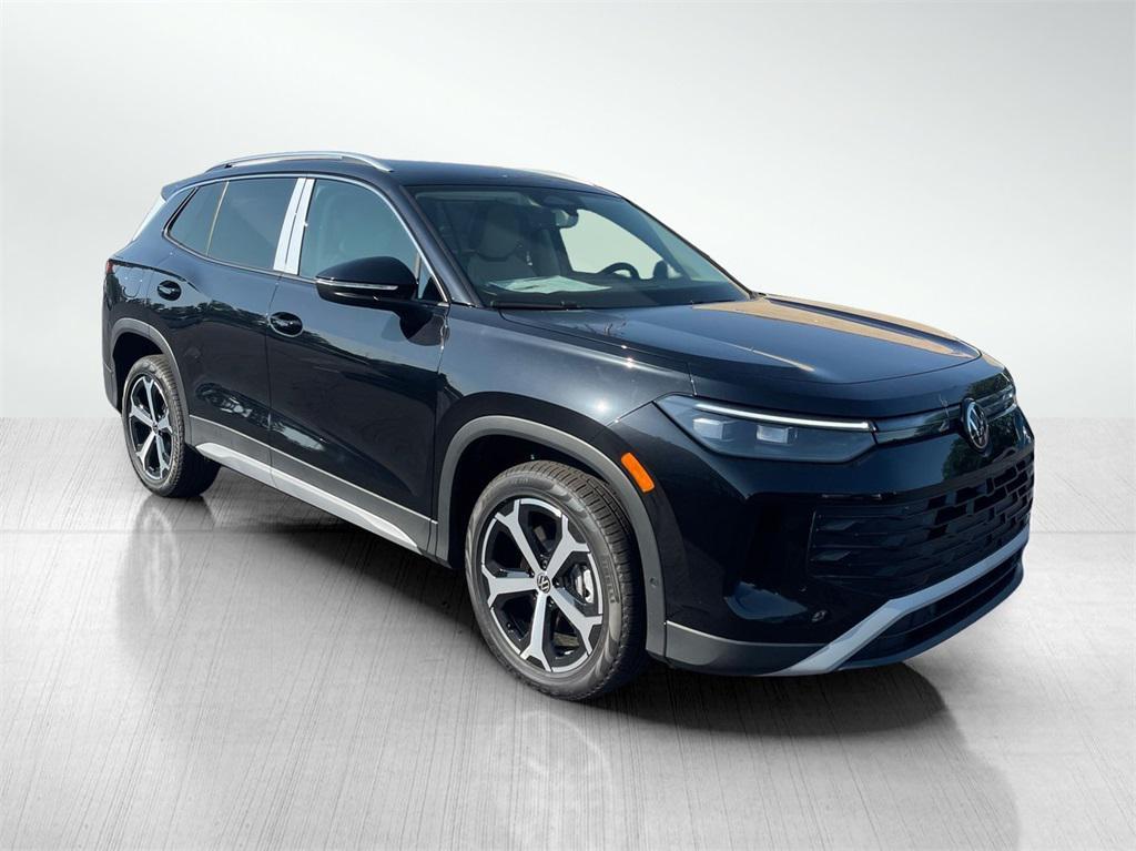 new 2025 Volkswagen Tiguan car, priced at $33,502