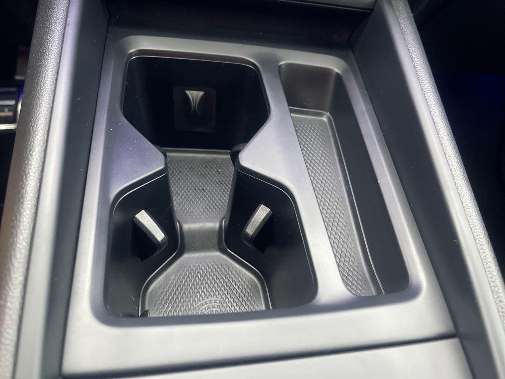 used 2025 Volkswagen Tiguan car, priced at $33,990