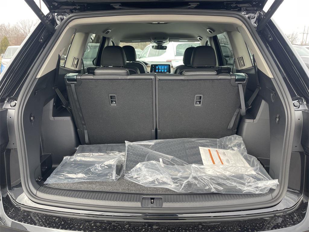 new 2026 Volkswagen Atlas car, priced at $46,258