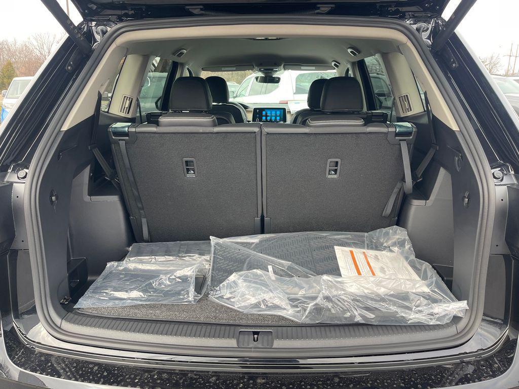new 2026 Volkswagen Atlas car, priced at $46,008