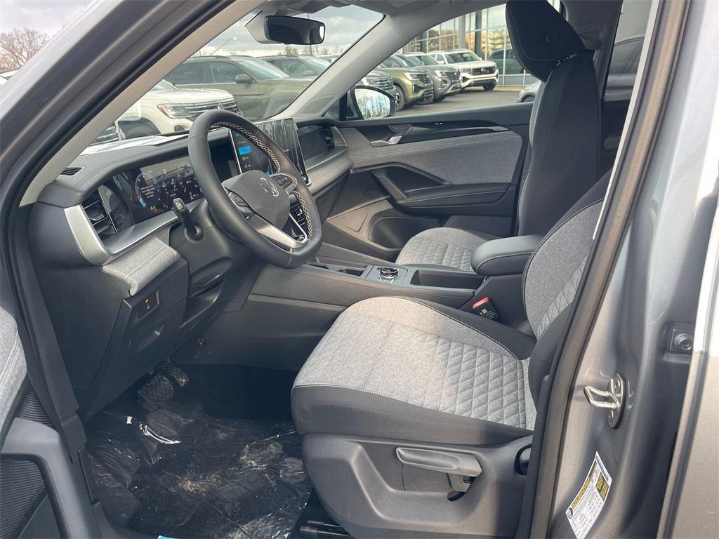 new 2026 Volkswagen Tiguan car, priced at $32,295