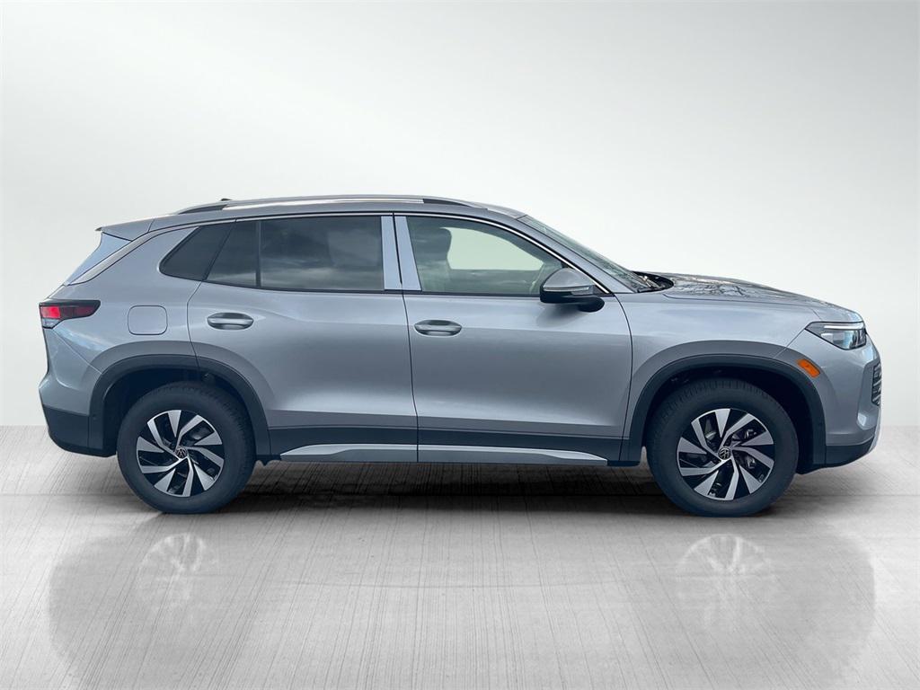 new 2026 Volkswagen Tiguan car, priced at $32,295