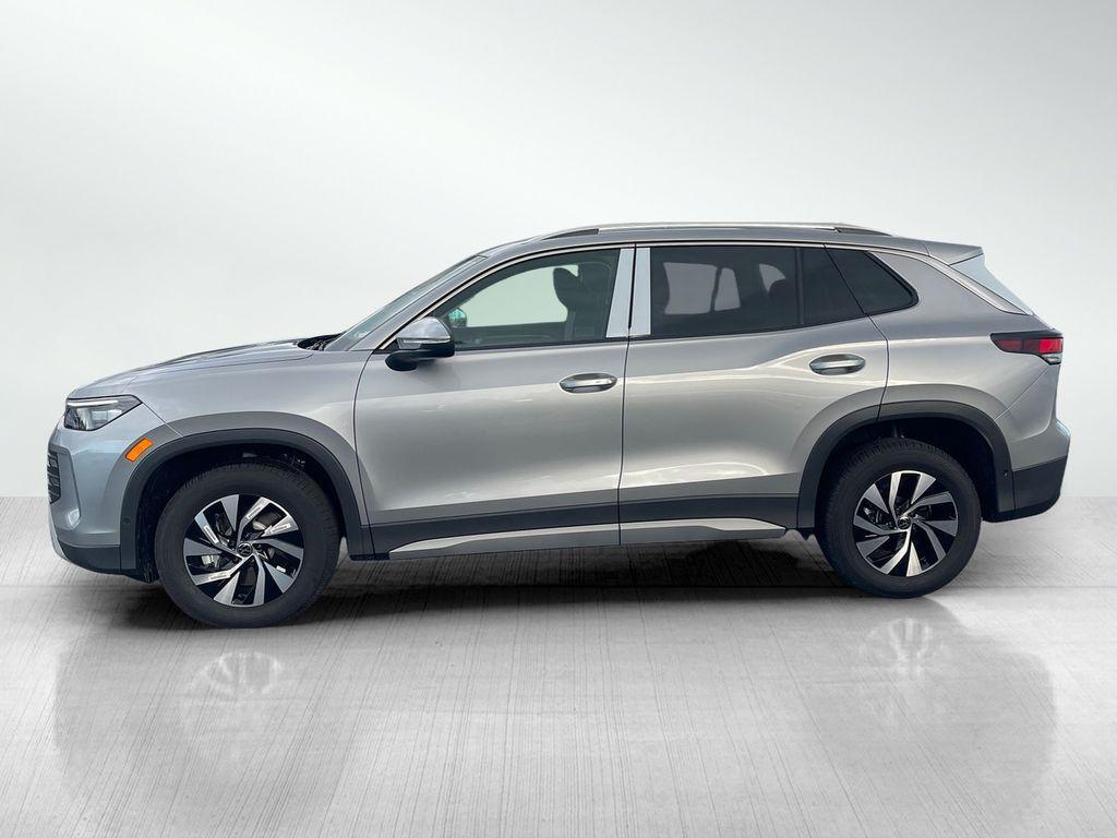 new 2026 Volkswagen Tiguan car, priced at $32,295