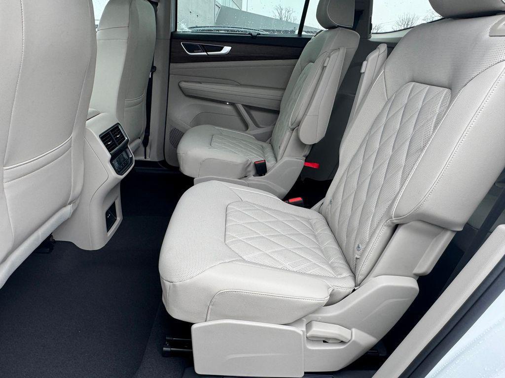 new 2026 Volkswagen Atlas car, priced at $54,583