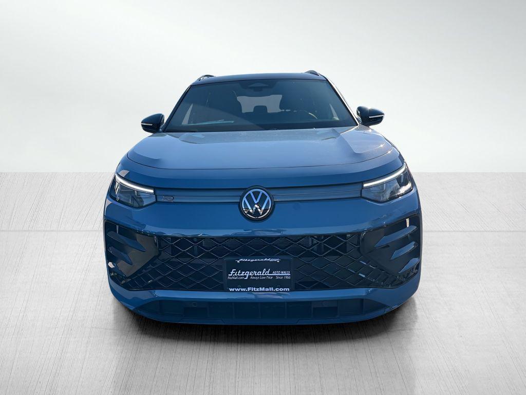 new 2025 Volkswagen Tiguan car, priced at $38,280