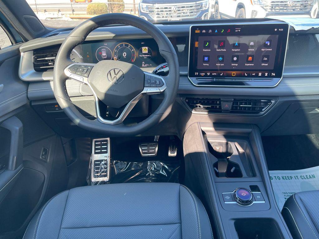new 2025 Volkswagen Tiguan car, priced at $38,280