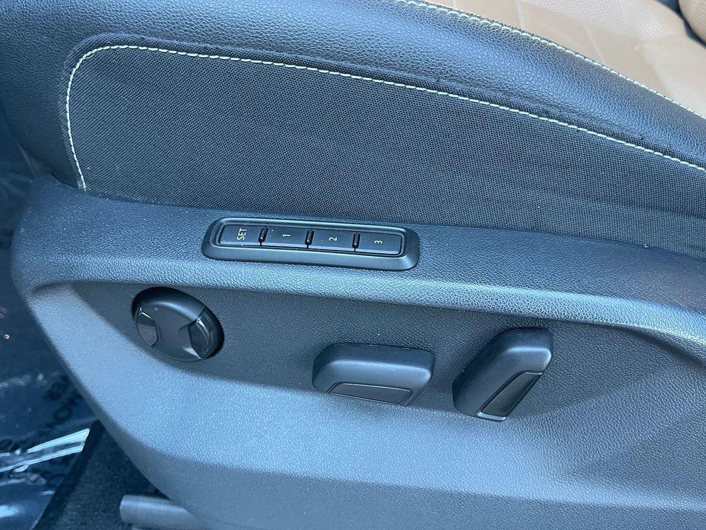 used 2020 Volkswagen Atlas Cross Sport car, priced at $22,992