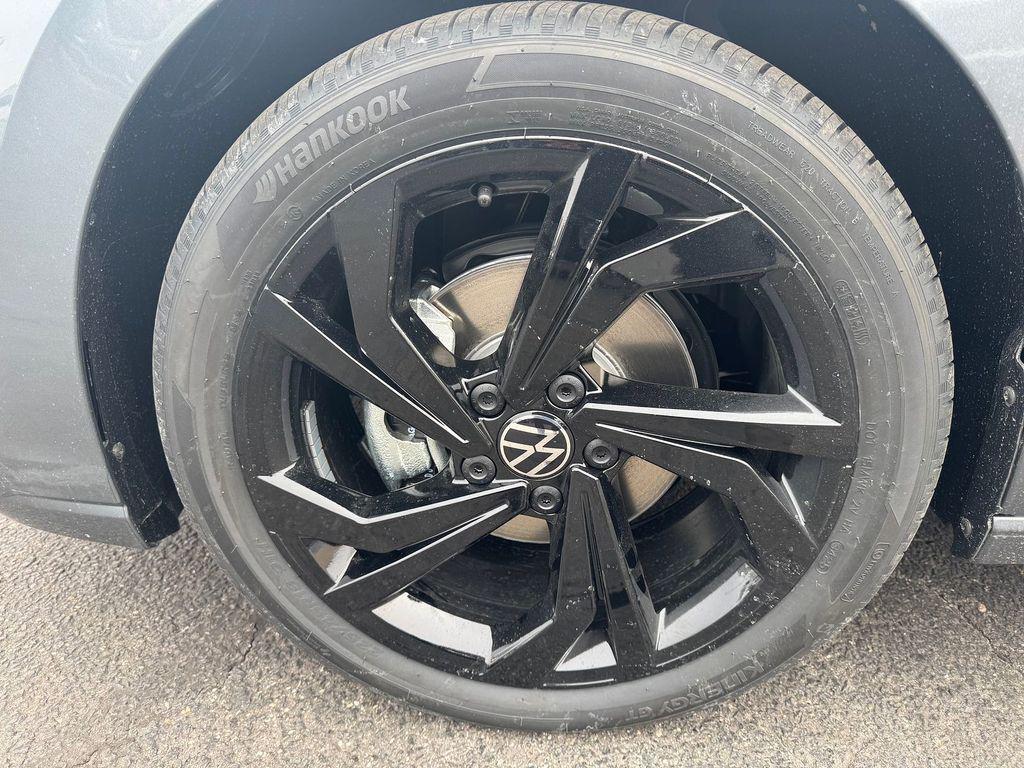 new 2026 Volkswagen Jetta car, priced at $27,650