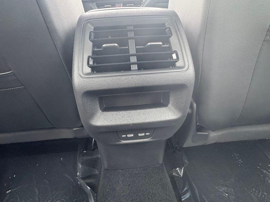 new 2025 Volkswagen Tiguan car, priced at $37,565