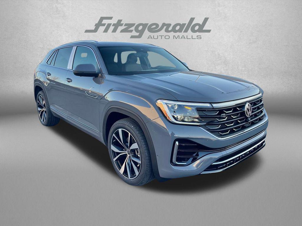 new 2026 Volkswagen Atlas Cross Sport car, priced at $53,626