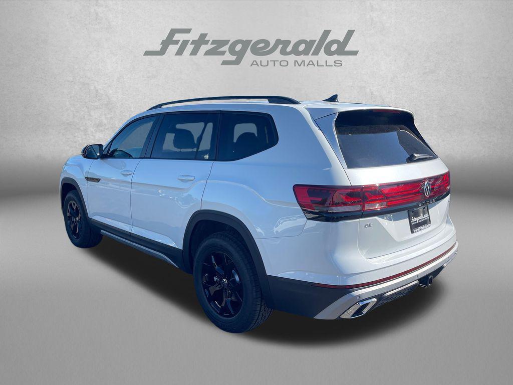 new 2026 Volkswagen Atlas car, priced at $46,683