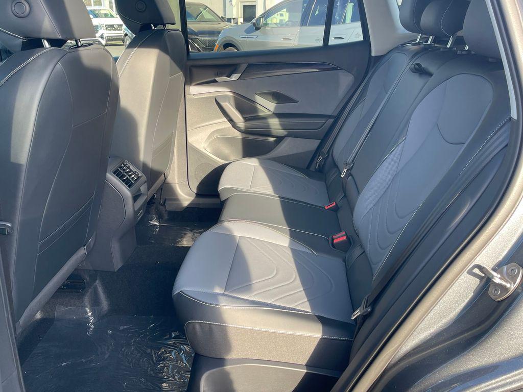 new 2026 Volkswagen Tiguan car, priced at $34,996