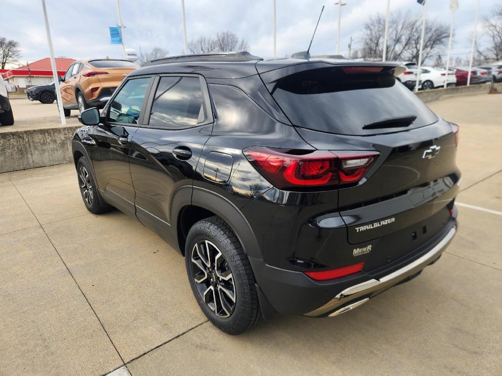 new 2026 Chevrolet TrailBlazer car, priced at $32,220