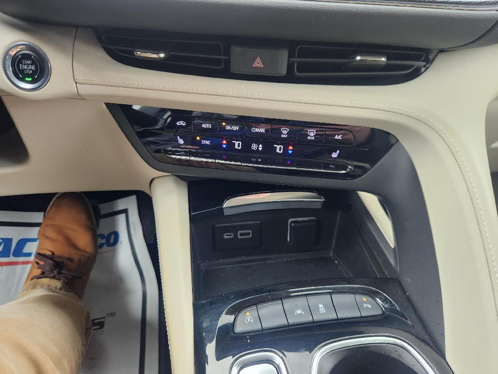 used 2022 Buick Envision car, priced at $26,973