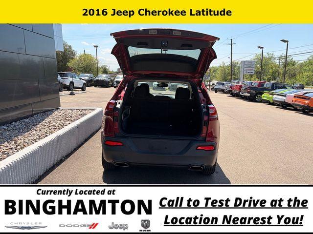 used 2016 Jeep Cherokee car