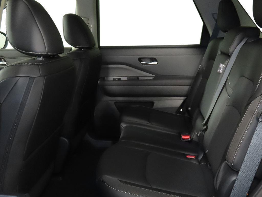 new 2026 Nissan Pathfinder car, priced at $41,225