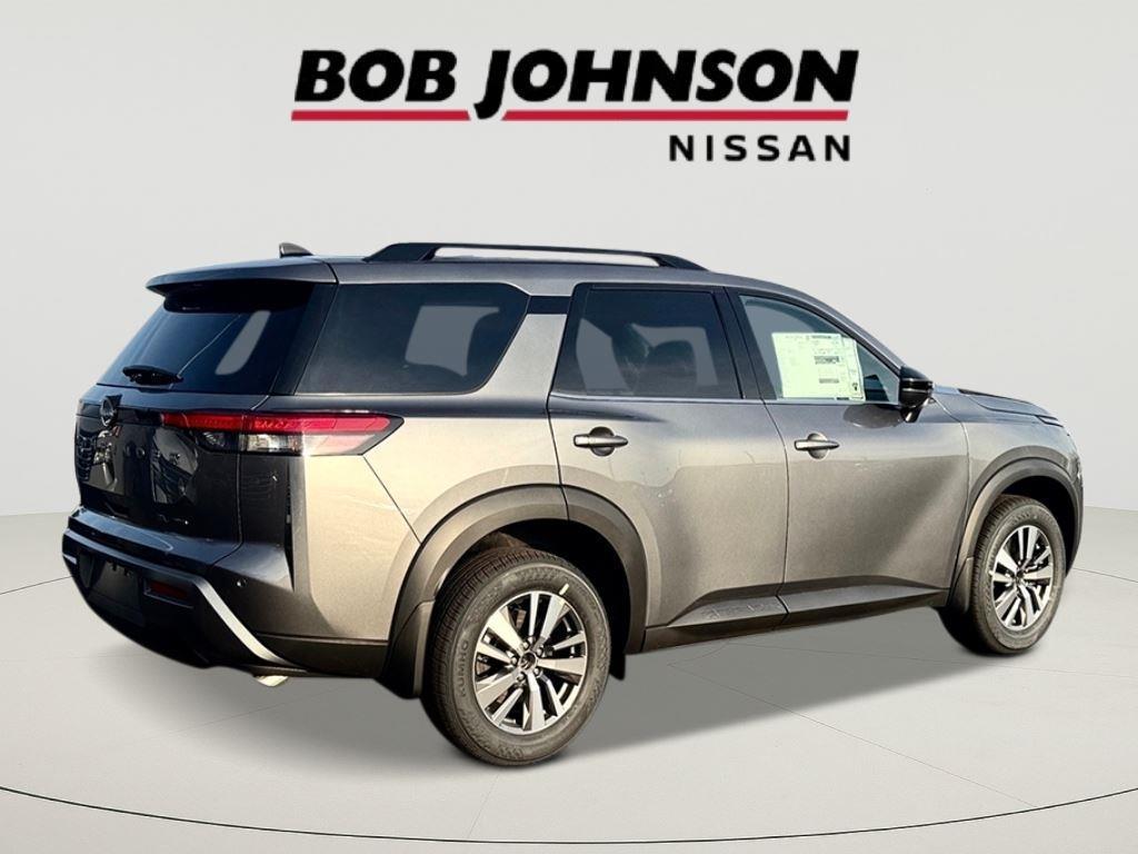 new 2026 Nissan Pathfinder car, priced at $41,225