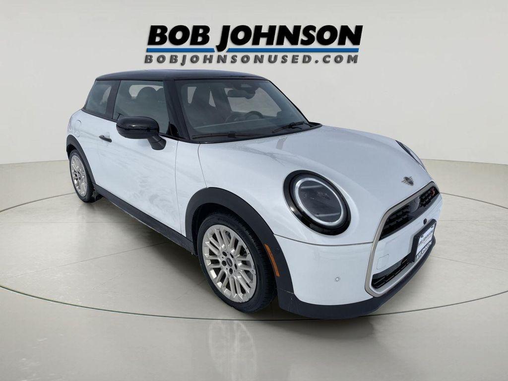used 2025 MINI Hardtop car, priced at $27,989