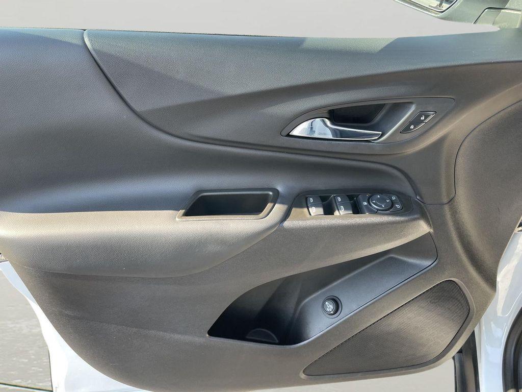 used 2024 Chevrolet Equinox car, priced at $23,989